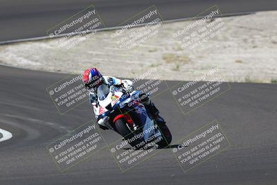 media/Sep-21-2025-TrackDaz (Sun) [[277c75b276]]/C Group/1140pm (Turn 3)/